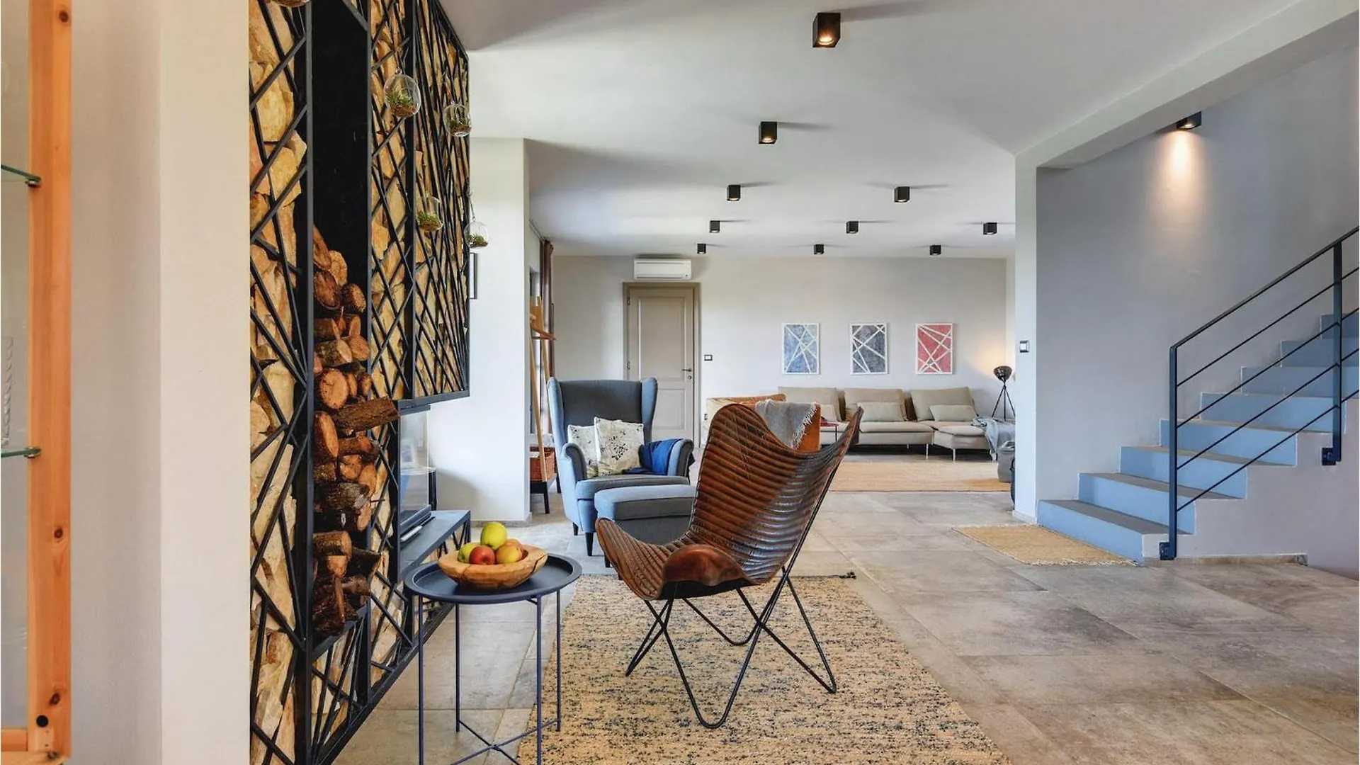 Villa Two M2 Smoljanci Holiday home