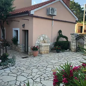  Apartman Teta Jana
